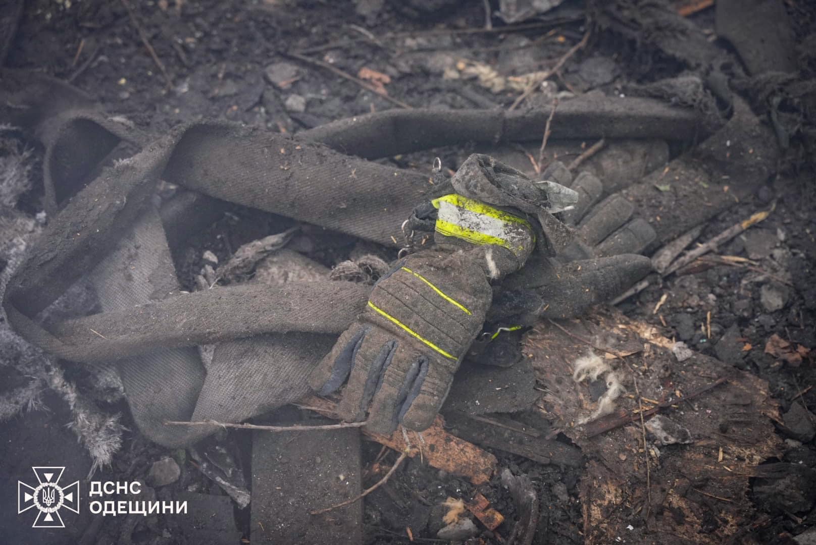 В Одесі зросла кількість загиблих. У лікарні помер рятувальник