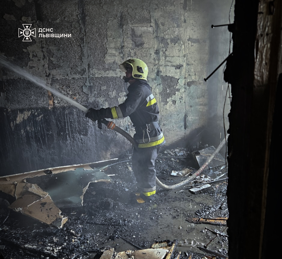 На Львівщині вогонь охопив одразу дві квартири