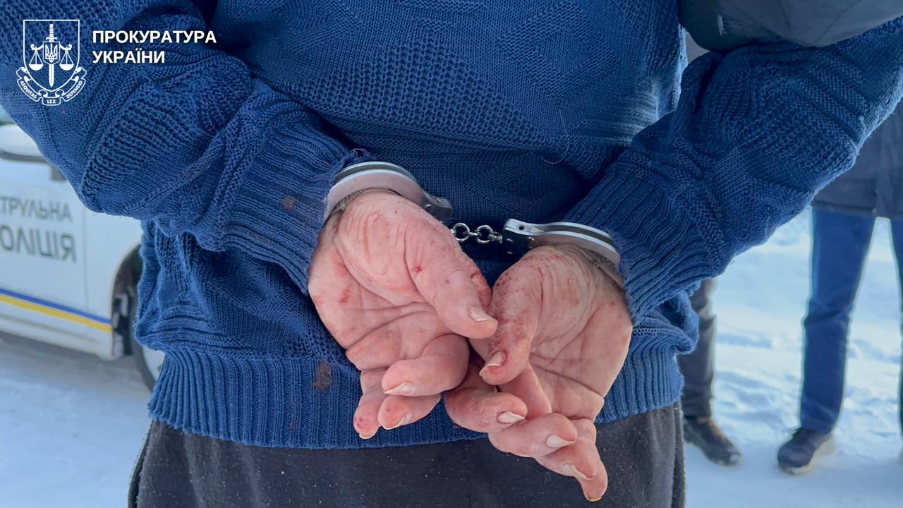 Убив п'ятьох людей, бо образився: На Рівненщині пенсіонера відправили під варту