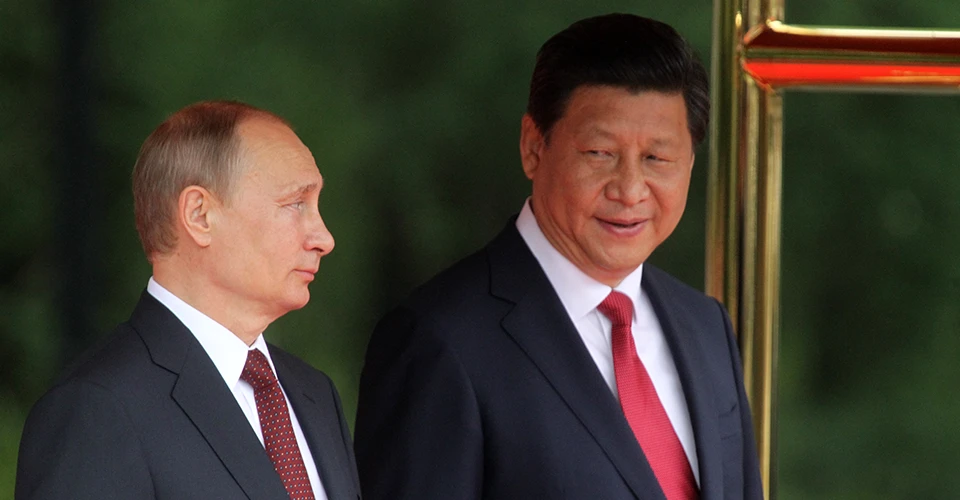 Путін погодився відвідати Китай
