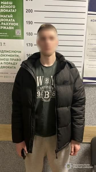 У центрі Львова 21-річний юнак жорстоко побив перехожого