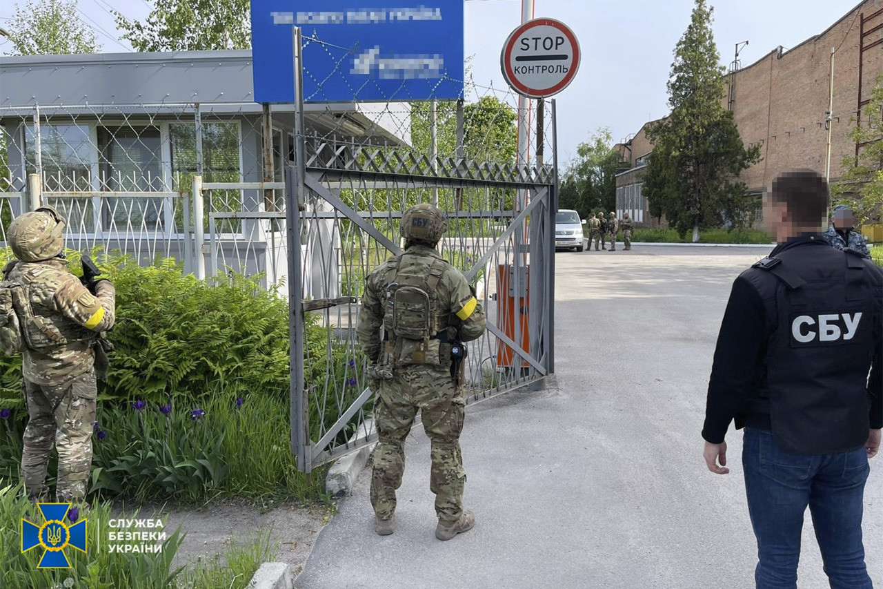 Завод у Дніпрі хотів відновити поставку комплектуючих для російських ракет і субмарин