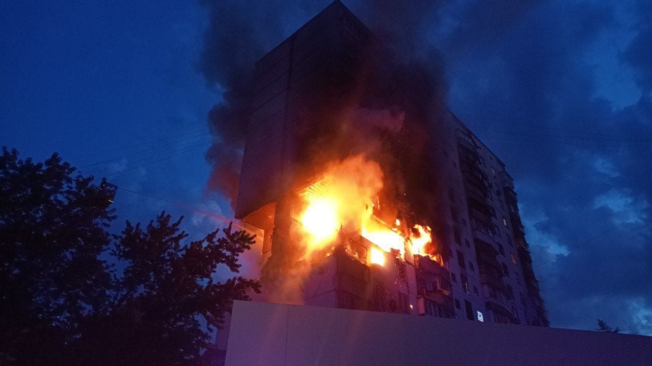 У Києві в багатоповерхівці стався вибух. Зруйновані квартири