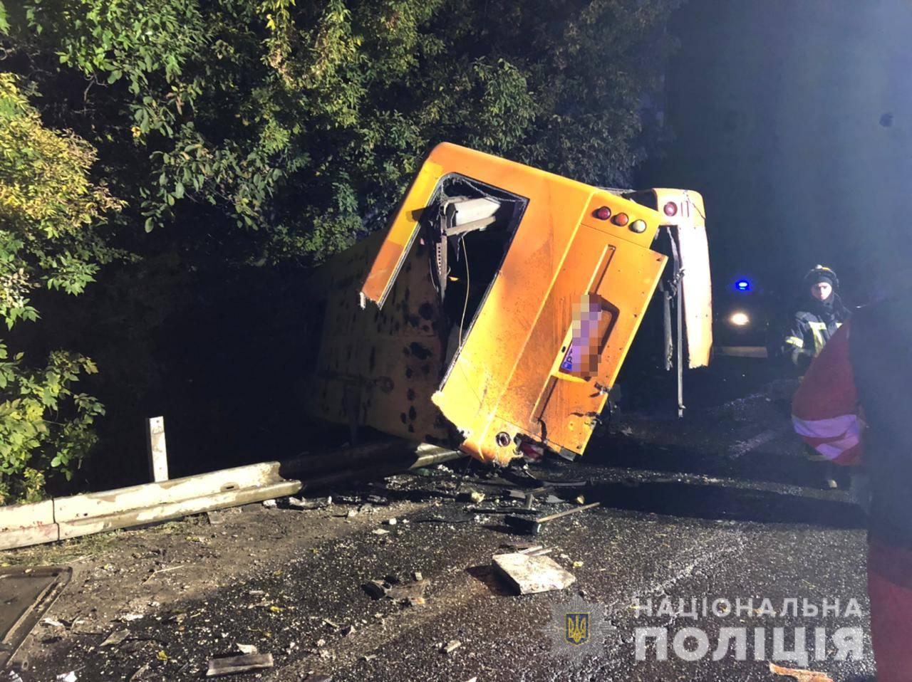 Смертельна ДТП на Одещині. Вантажівка зіткнулася з маршруткою, двоє загиблих