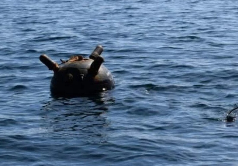 Поблизу узбережжя Одещини виявили міну. Моряки показали процес її ліквідації