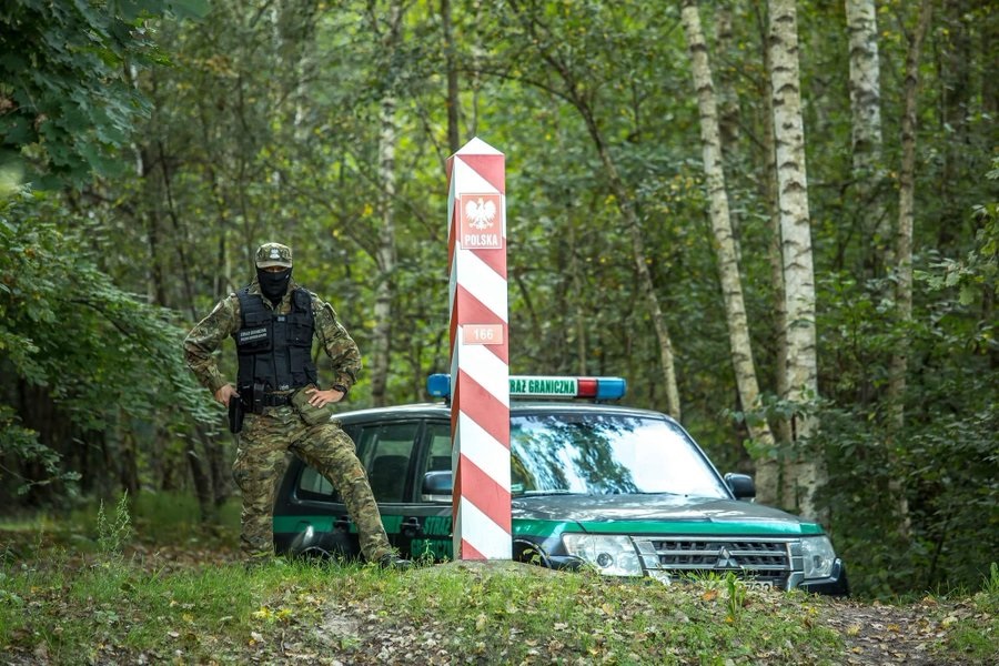Прикордонники Польщі затримали за добу майже півтисячі нелегалів з Білорусі