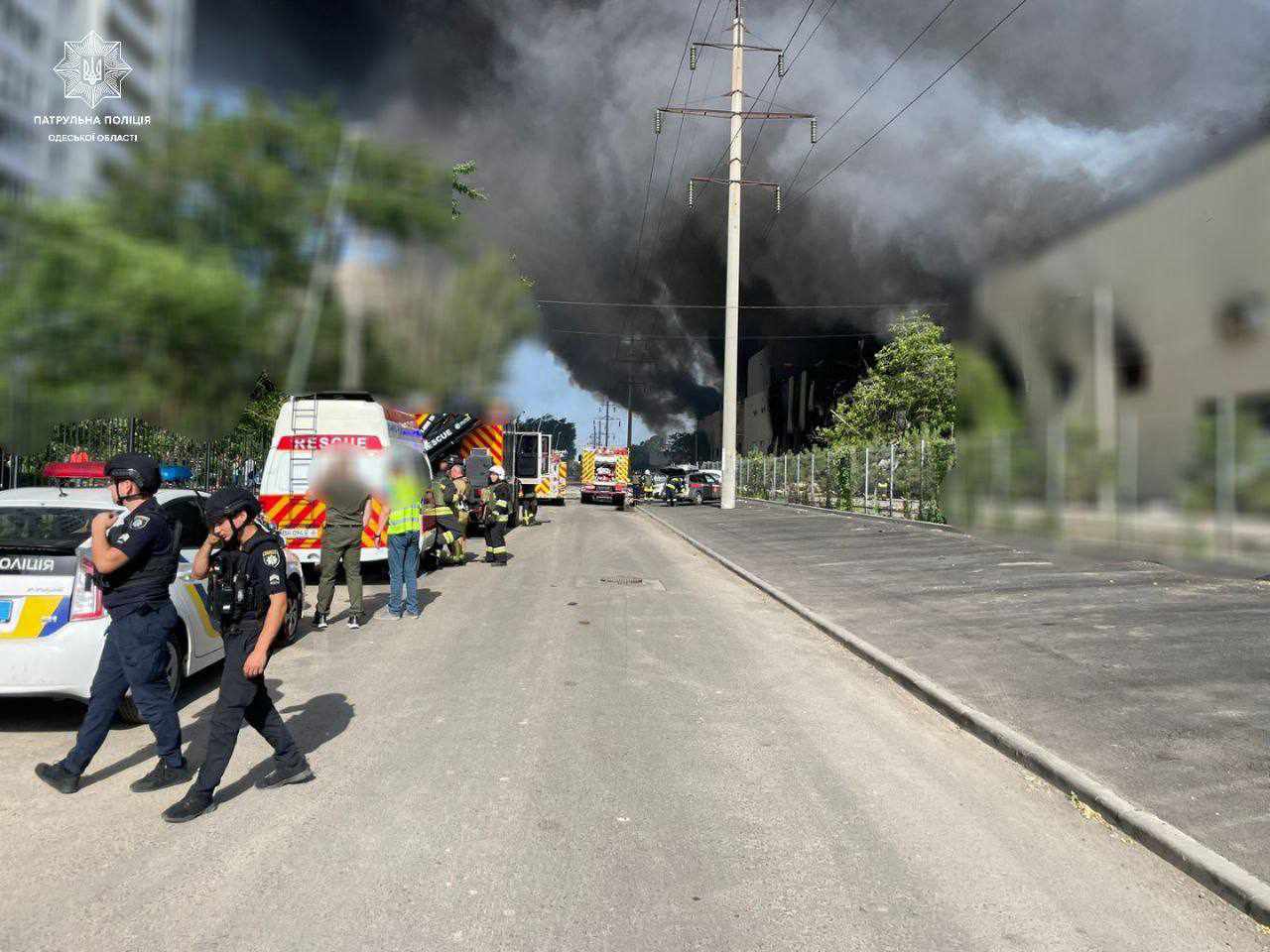 Вибухи в Одесі: з'явилися фото з місця "прильотів"