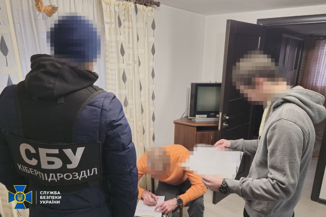 Наводили ракети на ППО та аеродроми в трьох областях: СБУ затримала ворожих агентів