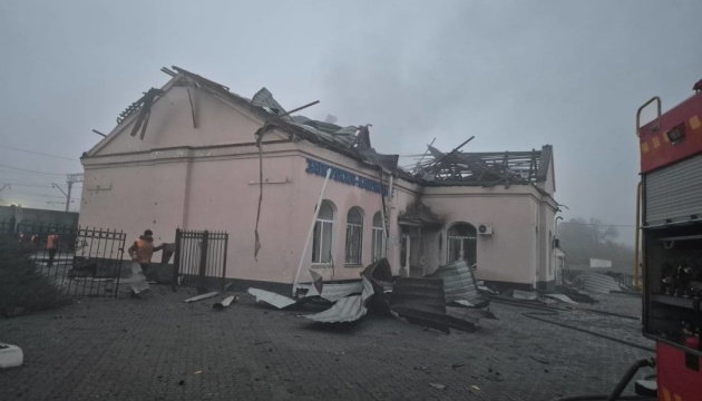 Вночі Росія атакувала залізничну інфраструктуру у трьох областях (фото)