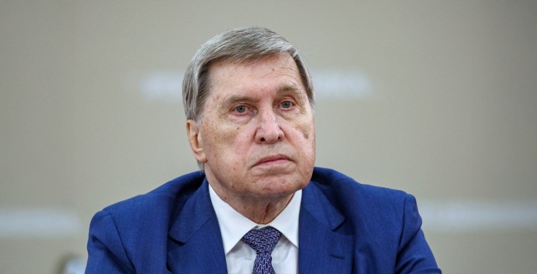 Кремль послав Францію у праві на участь у мирних переговорах щодо України