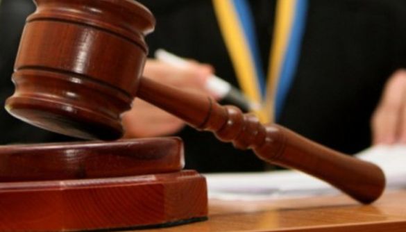 На Рівненщині суд виніс вирок військовому, який понищив майно виконавчої служби