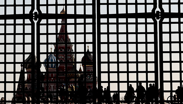 РФ проводить до 9 травня пропагандистські акції в десяти країнах, - ЦПД