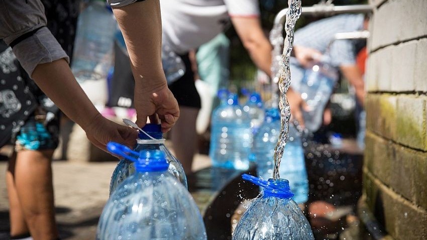 Львів'янам рекомендують створити триденний запас води: як це зробити правильно