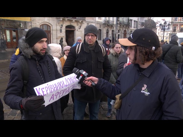 Львів'яни пікетували міську раду через житло