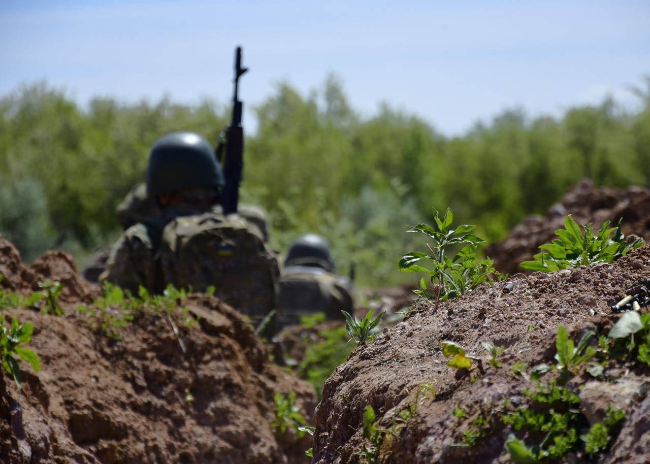 Ворог зосередився на Авдіївському напрямку, ЗСУ відбили 24 атаки. Генштаб