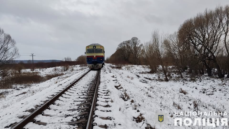 У Львівському районі дизель-поїзд збив чоловіка