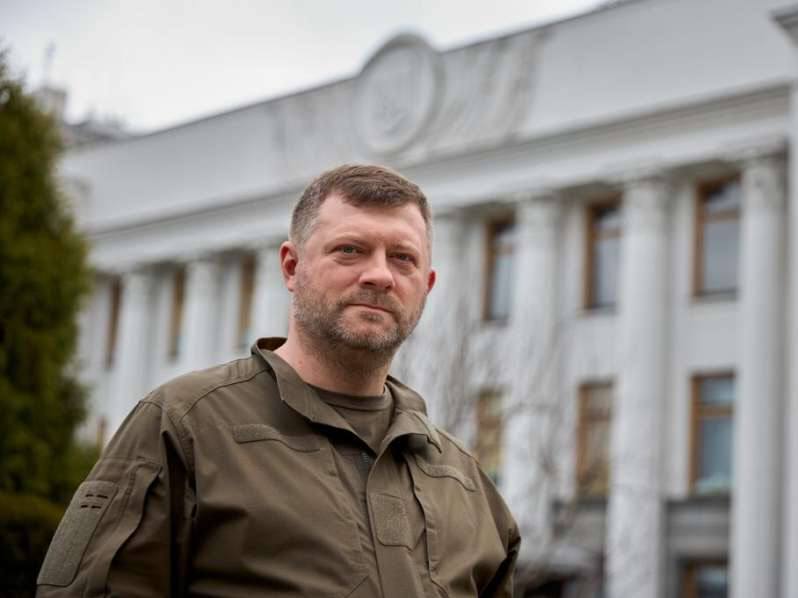 Частина нардепів – у відрядженнях по Європі: Корнієнко розповів деталі