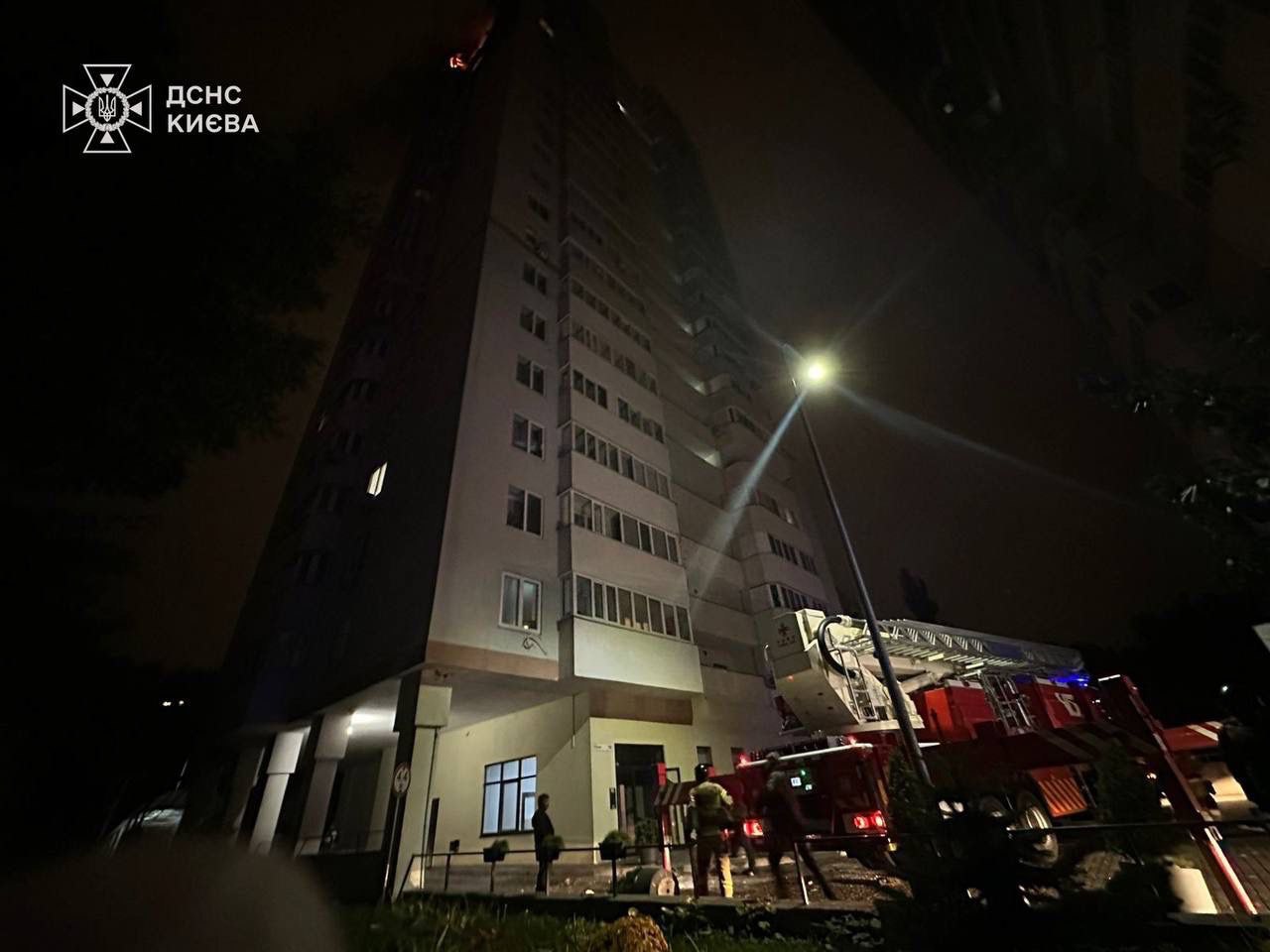 З багатоповерхівки в Києві евакуювали понад сотню людей, є постраждалі, – Кличко