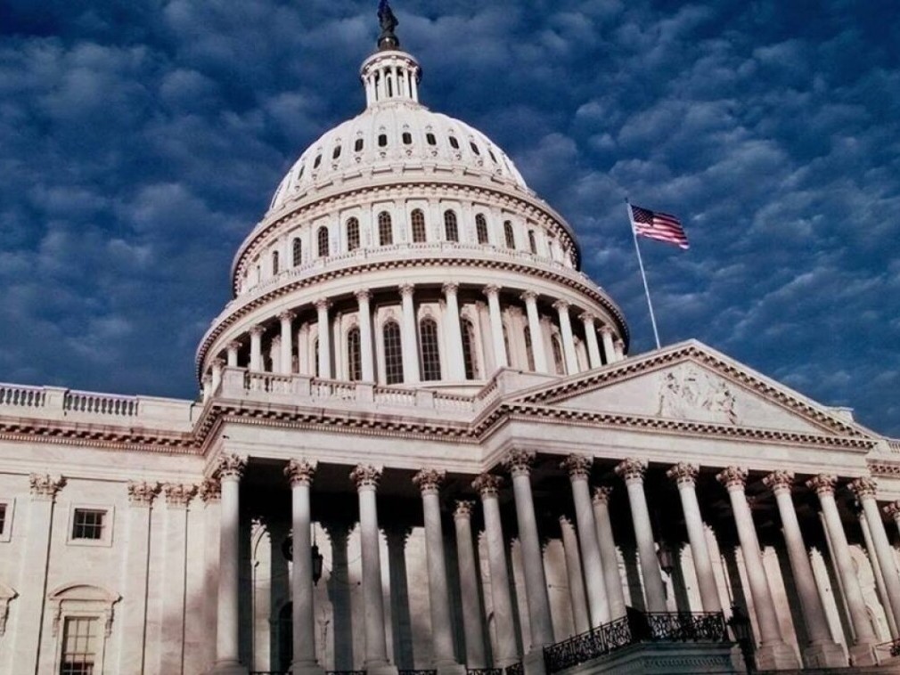 Конгрес США схвалив виділення Україні 40 мільярдів доларів