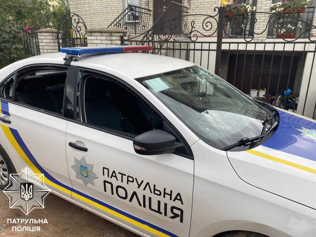 Як у бойовику. У Львові неадекватний чоловік кидав гранатами в поліцейських
