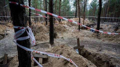 На Херсонщині виявили масове поховання жертв російської окупації - Резніков