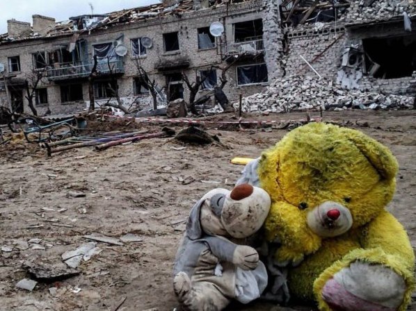 Російські війська вбили в Україні вже 521 дитину