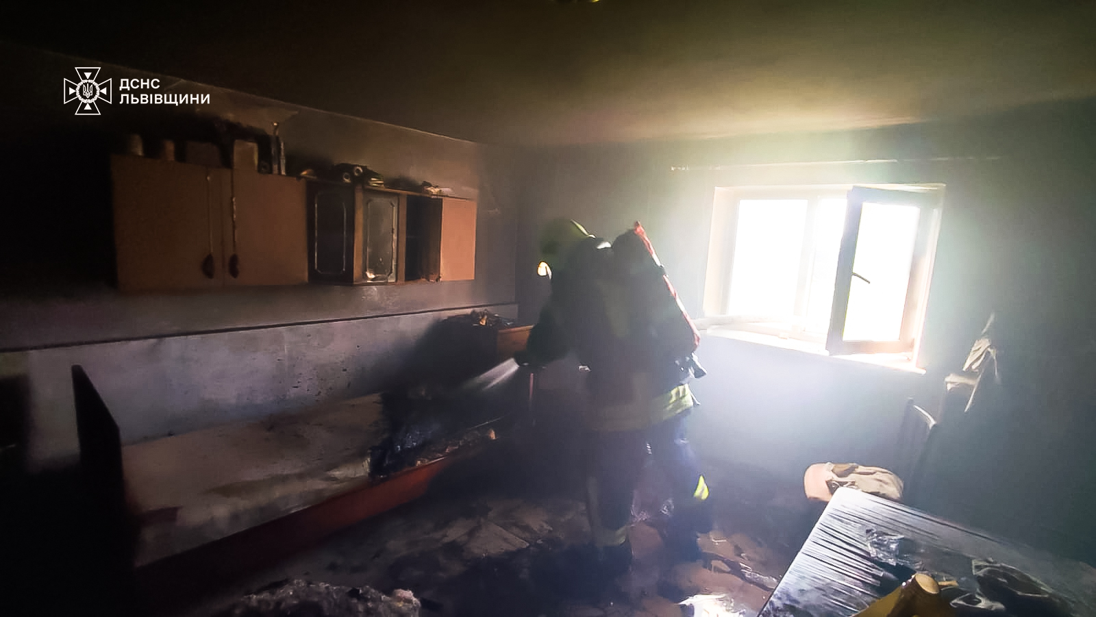 На Львівщині загорівся житловий будинок: у пожежі загинув чоловік