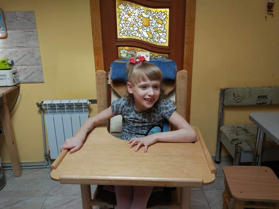 Встановили важкий діагноз. 10-річній доньці військового потрібна допомога