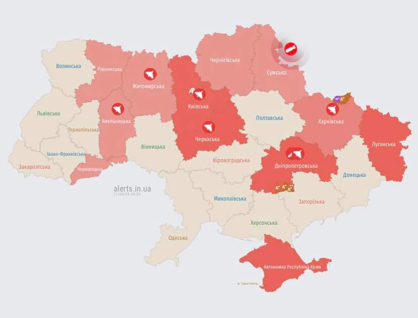 Уже 10 годин триває повітряна атака ворога на Україну: куди наразі летять «Шахеди»