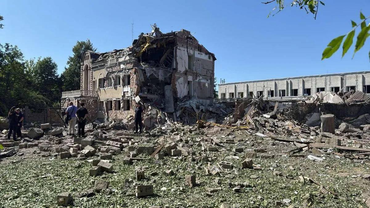 Російська ракета знищила відому львівську виноробню