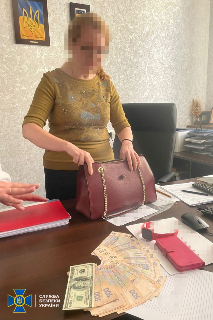 Начальницю Житомирської митниці затримали за «данину» з підприємців