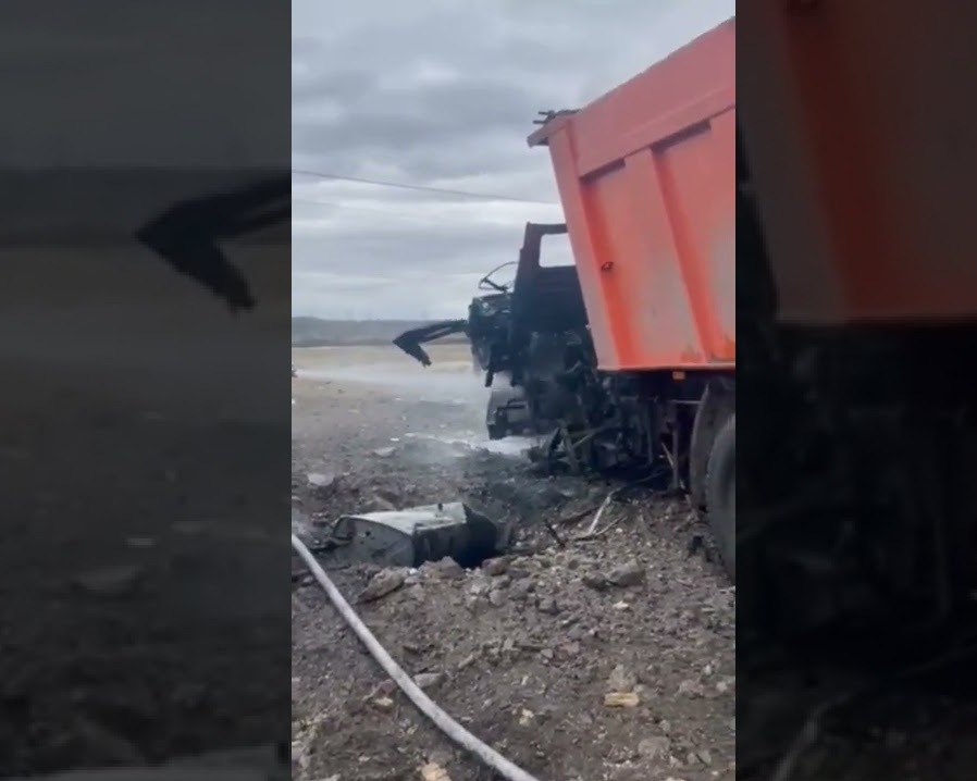 В Ірпені вантажівка підірвалася на міні, водій загинув