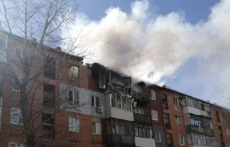 Окупанти обстріляли міста Луганщини, є поранені