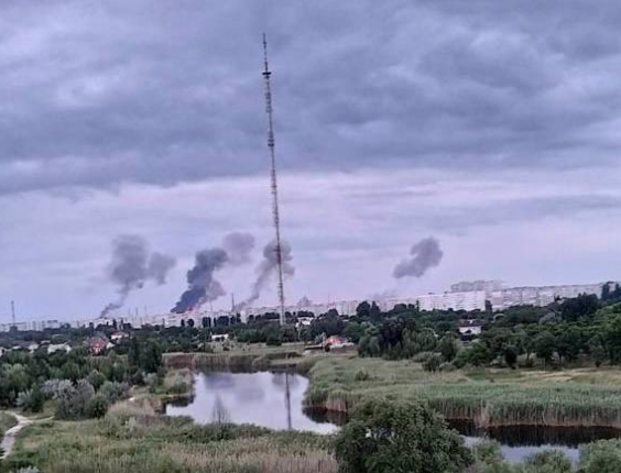 По Кременчуку окупанти вдарили кількома ракетами