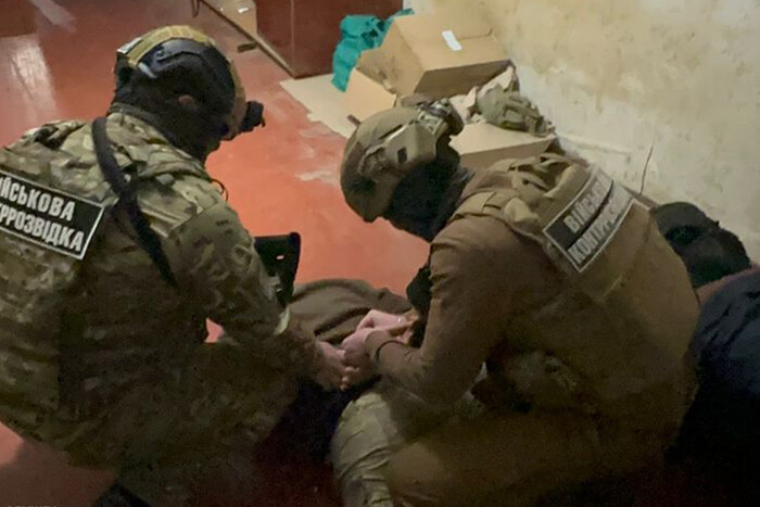 СБУ викрила бійця ЗСУ, який наводив ракетно-дронові удари РФ по Донеччині