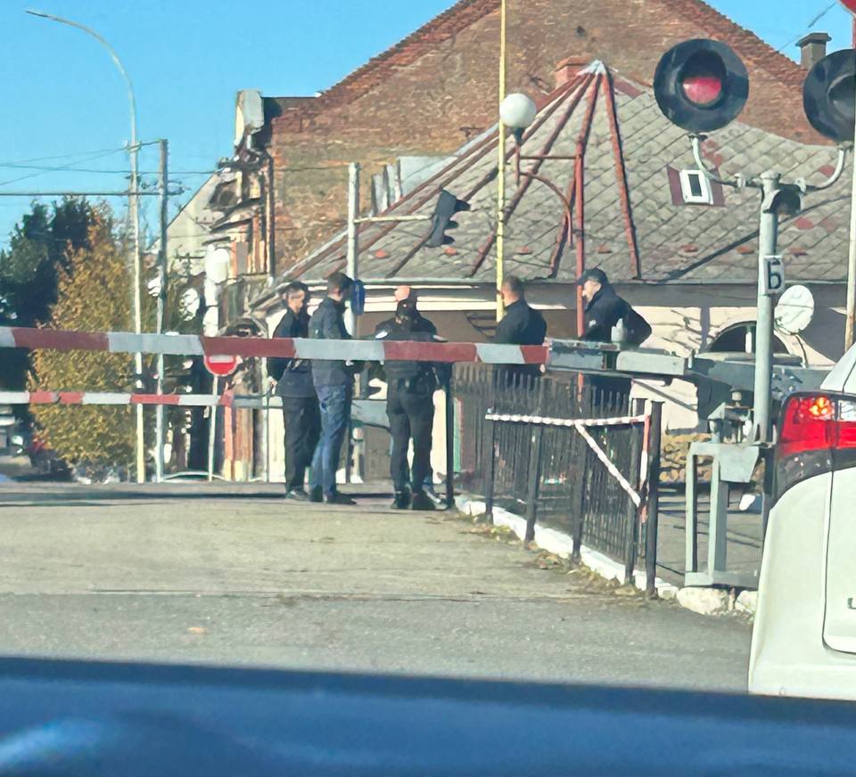 В Ужгороді локомотив збив 17-річного юнака