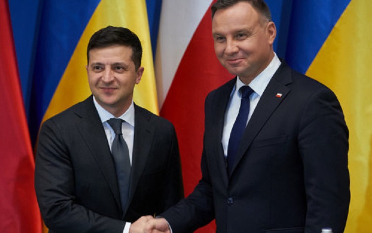 Дуда: Польща цілковито підтримує Україну у боротьбі з агресією Росії