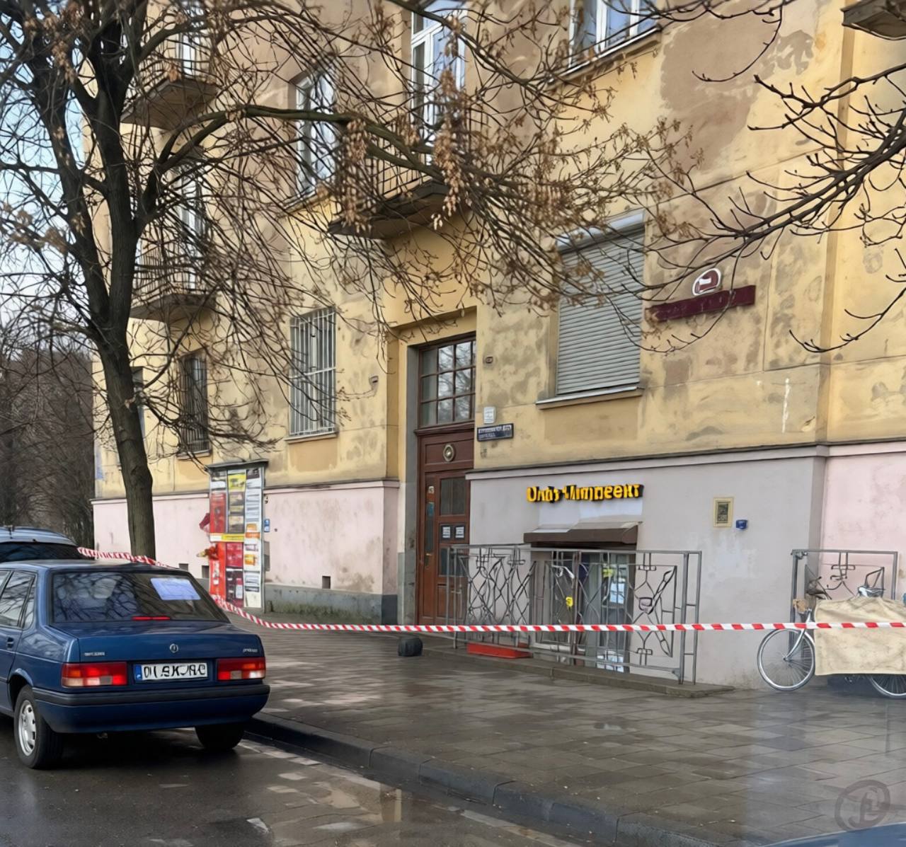 У Львові на одній з вулиць виявили підозрілий предмет: Про що йдеться