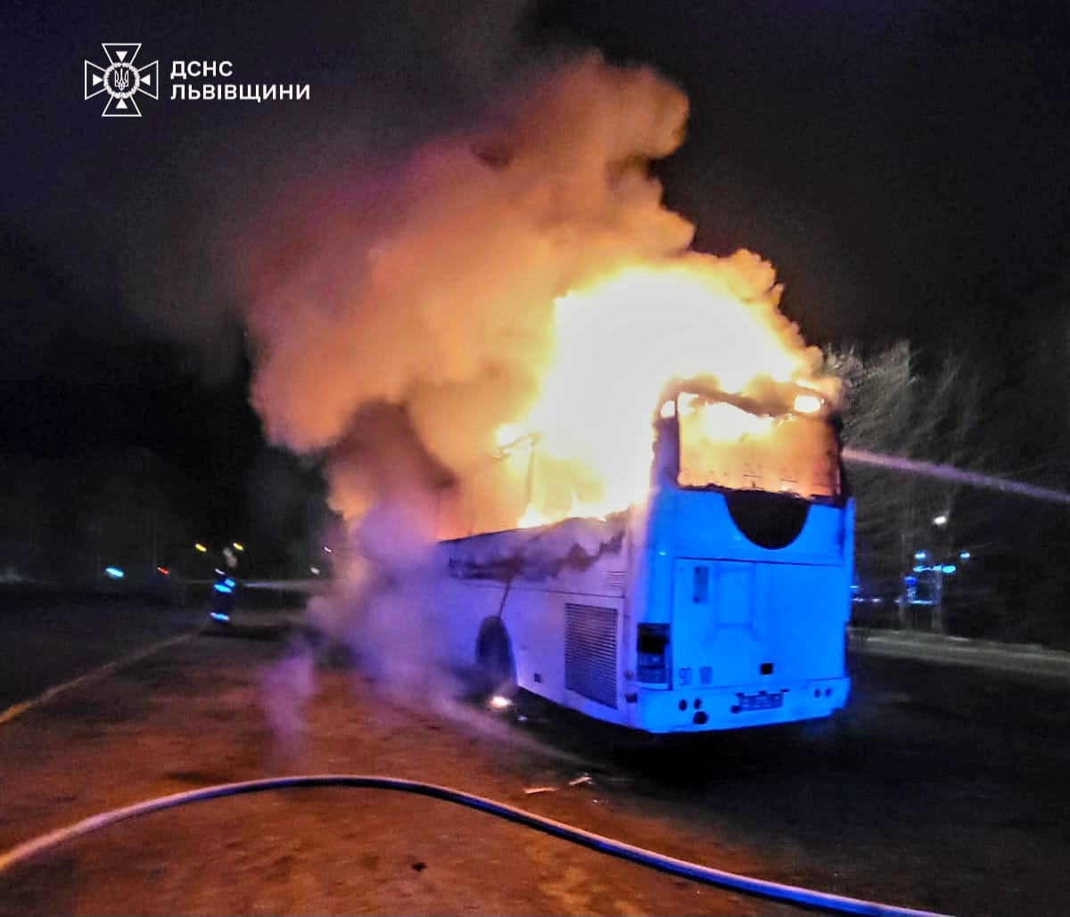Вибух автобуса у Львові: з'явилися нові фото
