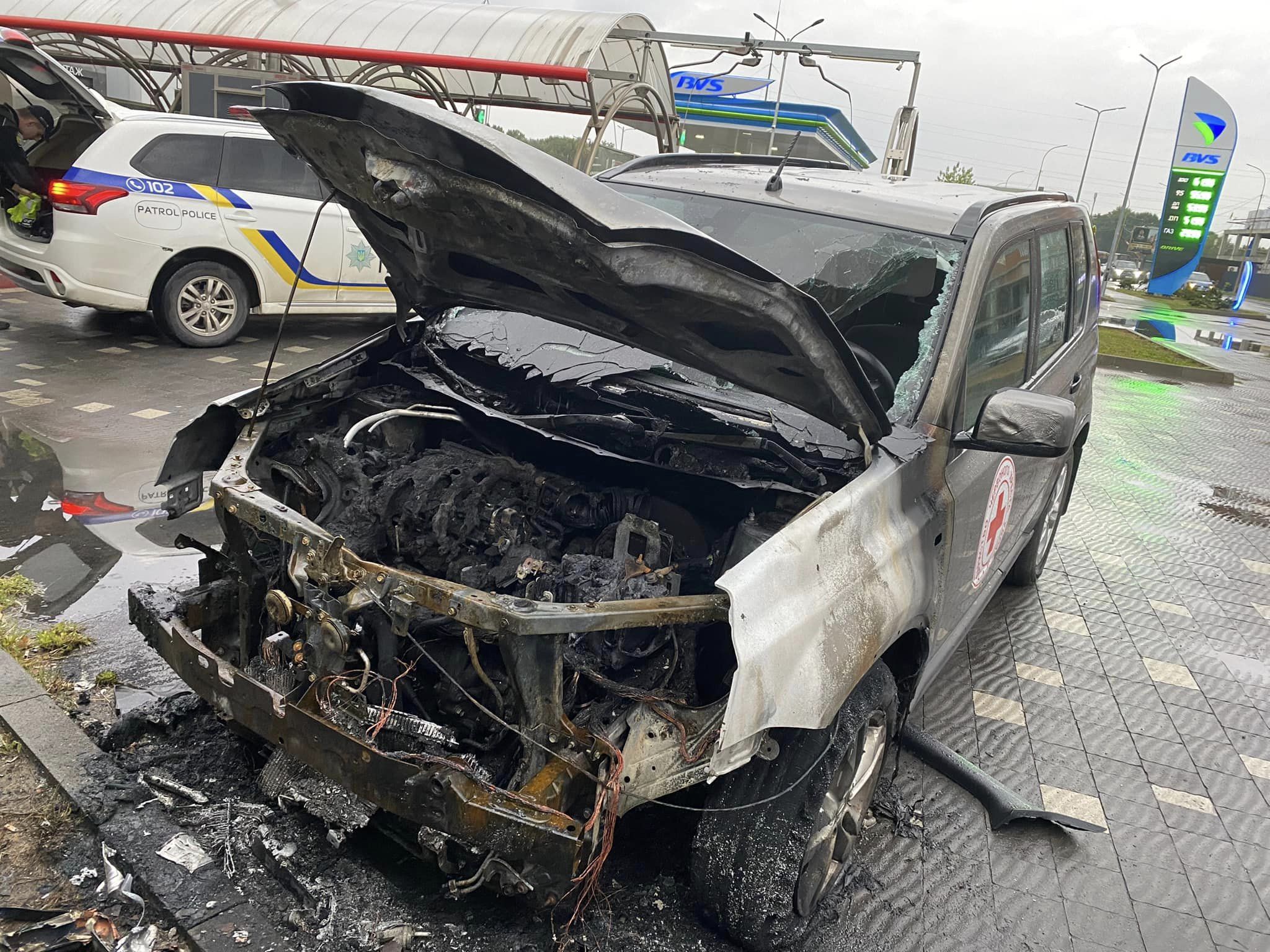 В Ужгороді невідомі підпалили авто "Червоного Хреста"