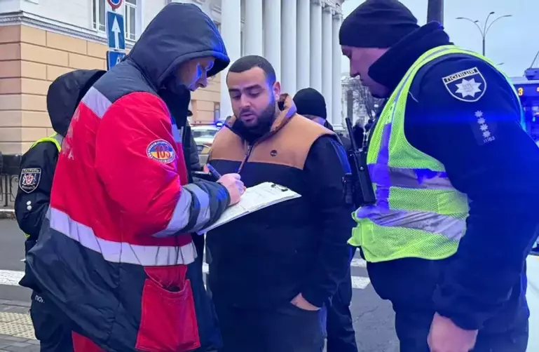 Деталі ДТП у Вінниці: хто збив двох студенток? Який стан постраждалих?