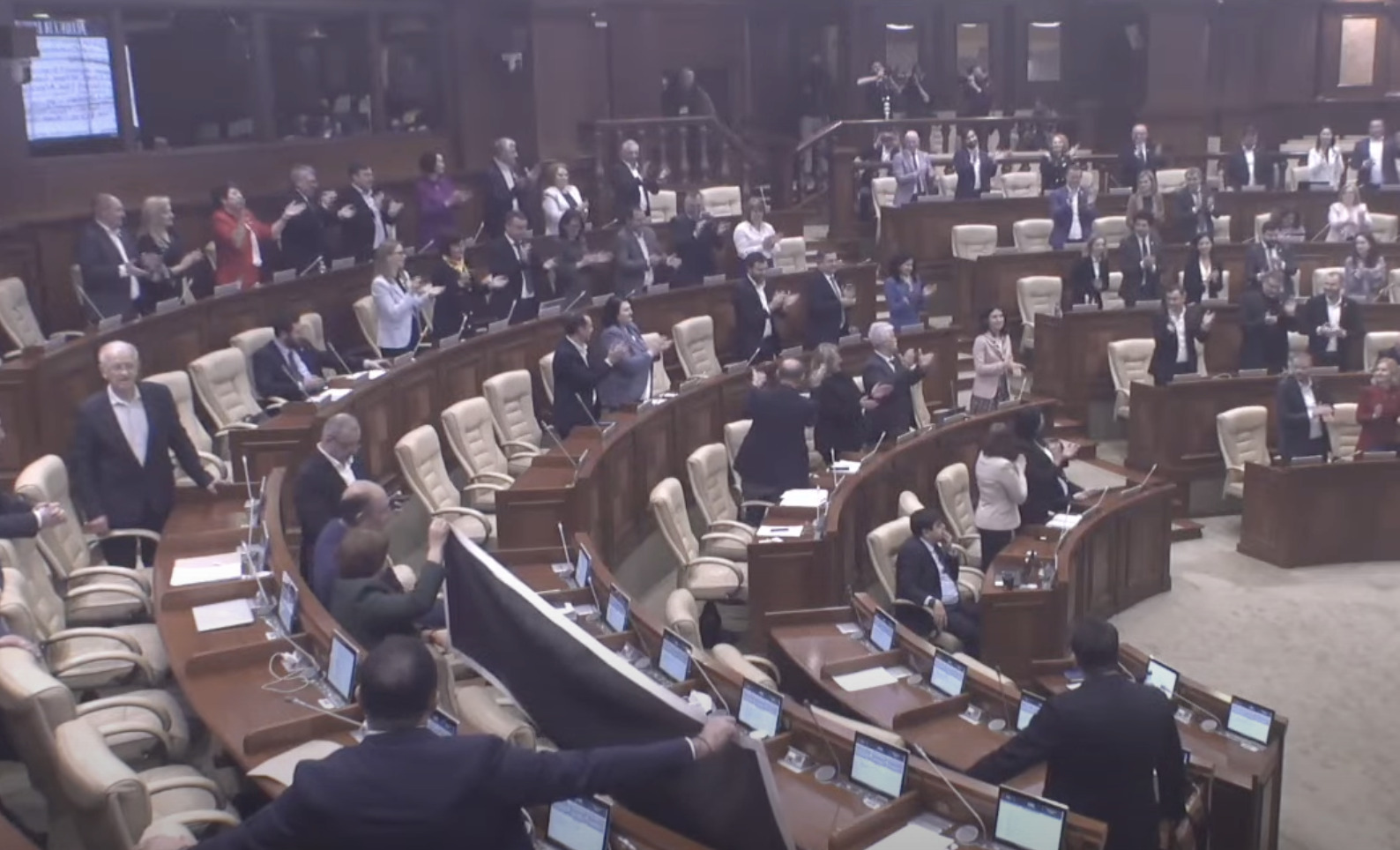 Офіційно: в Молдові вже немає молдовської мови