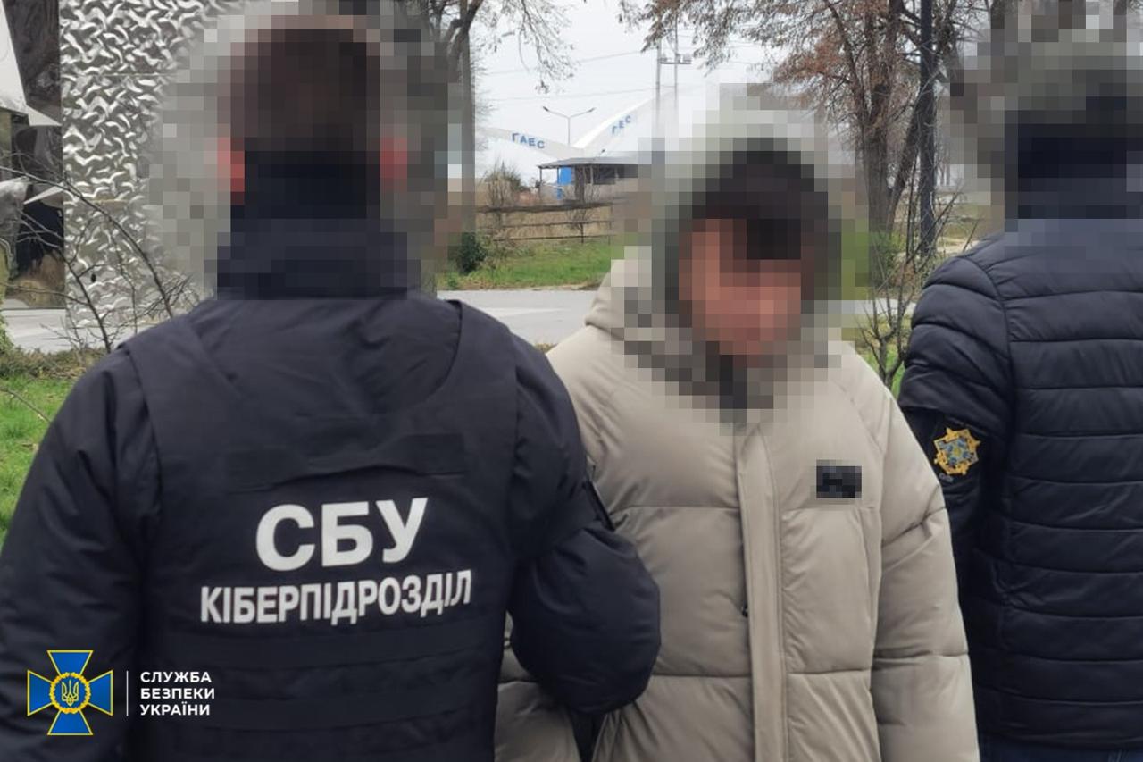 Готували теракти по енергооб’єктах Київщини: СБУ затримала агентів ГРУ РФ (фото)