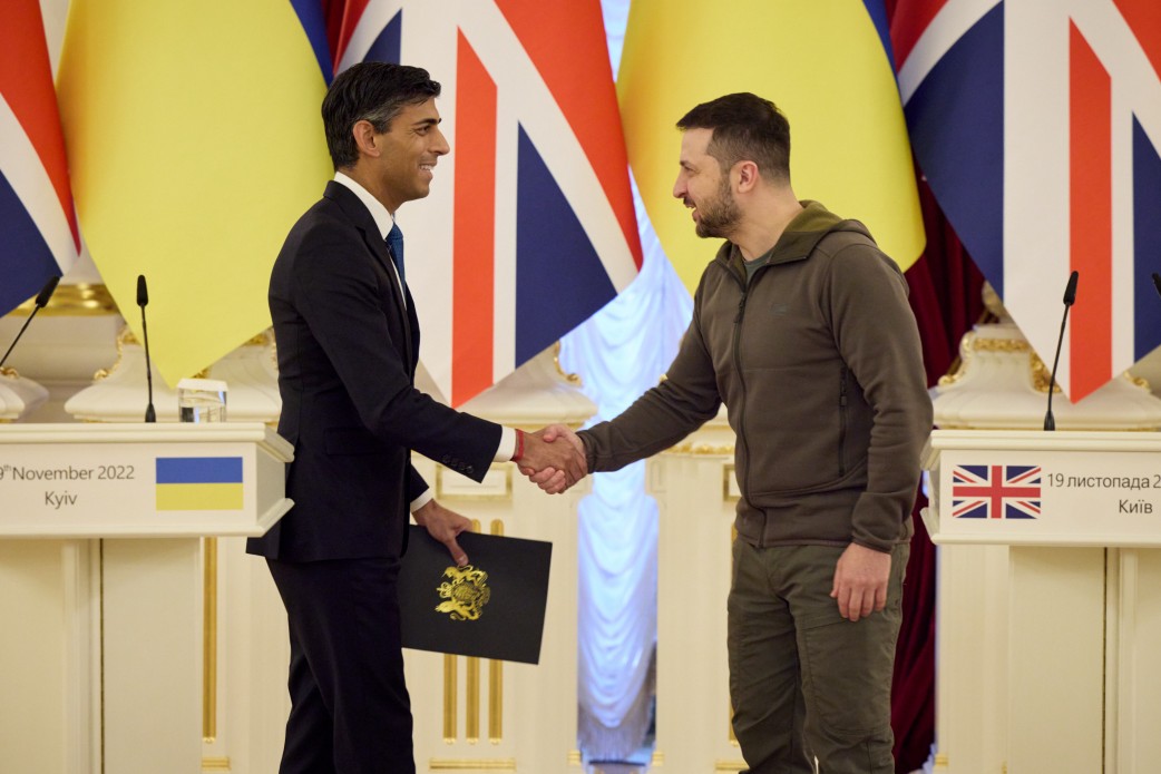 Засоби ППО. У Києві Ріші Сунак оголосив про новий пакет допомоги Україні