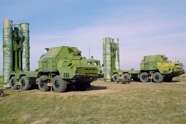 У Болгарії пояснили, чому не нададуть Україні комплекси С-300
