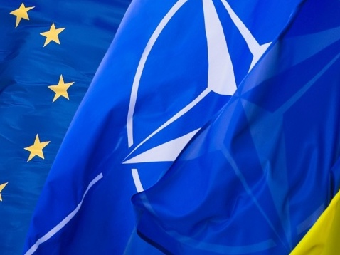 Українці менше підтримують вступ в НАТО, водночас зросла підтримка вступу в ЄС – опитування