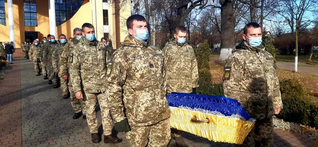 Серед жертв - діти і жінки. На Рівненщині перепоховали останки замордованих НКВДистами