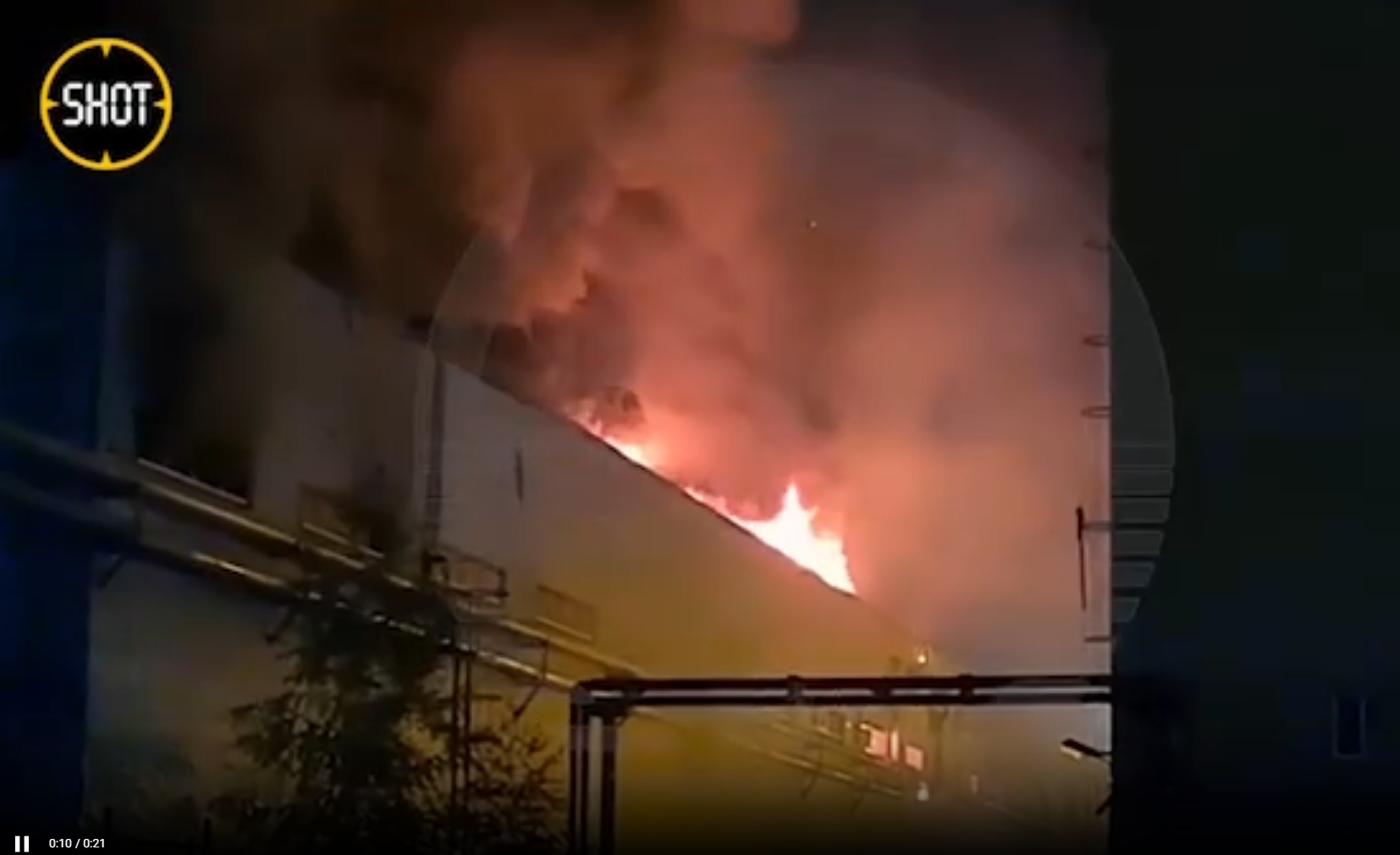 У російському Підмосков'ї на складі матраців сталася масштабна пожежа