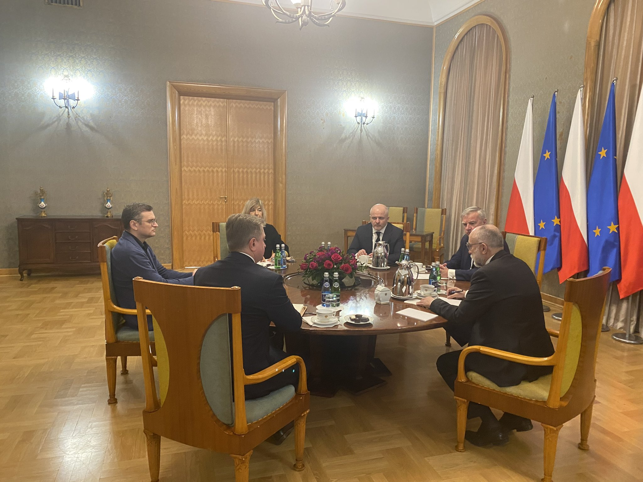 Розблокування кордону України. У Варшаві стартували переговори