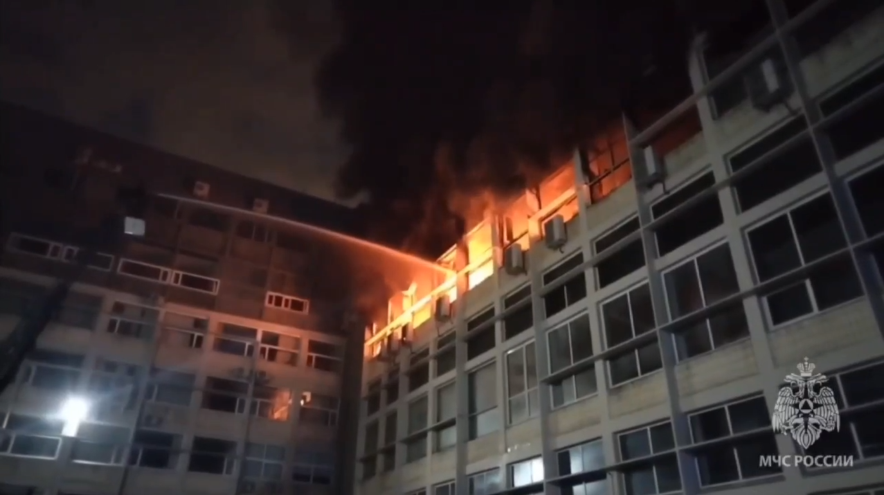 Пожежа на заводі в Петербурзі: горів об'єкт російського оборонпрому